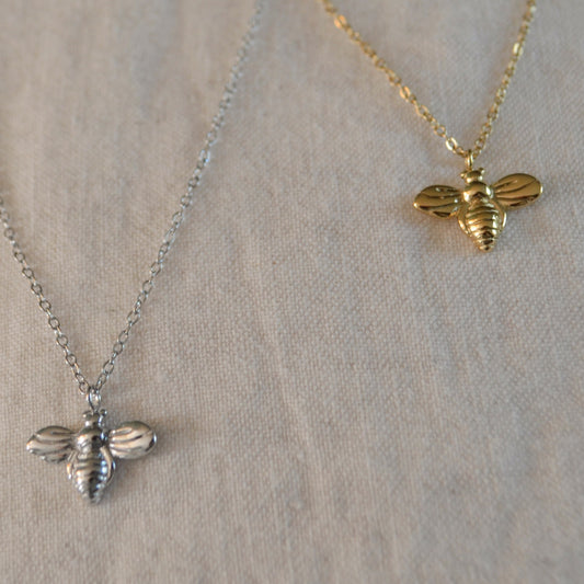 Collar Bee